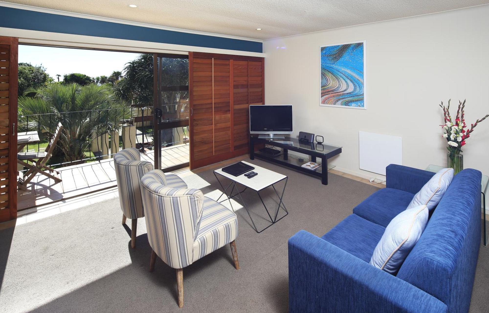 Onetangi Beach Apartments Esterno foto